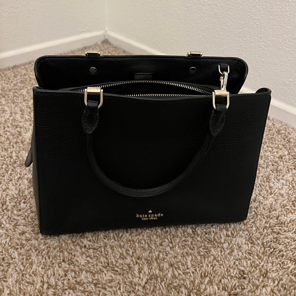 Super Cute Kate Spade Crossbody Bag